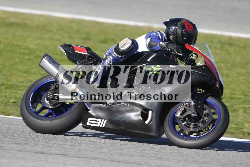 /02 28.-31.01.2025 Moto Center Thun Jerez/blau-blue/811